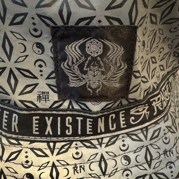 Reflective Reversible Bucket Hat - Rage Nation Geometric Rave - Picture 4 of 5